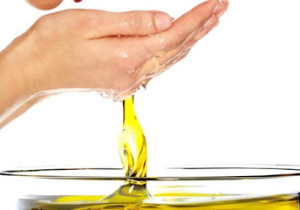 Cuidado você que em tudo que come taca azeite de oliva.